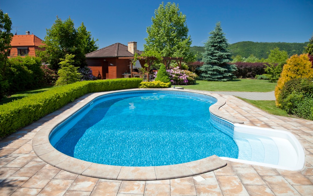 Considering A Salt Water Pool System?