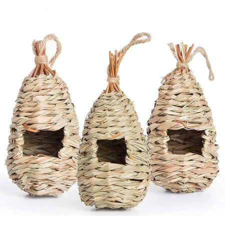  The Gifts for Bird Lovers Option: AQUEENLY Hummingbird House Set of 3