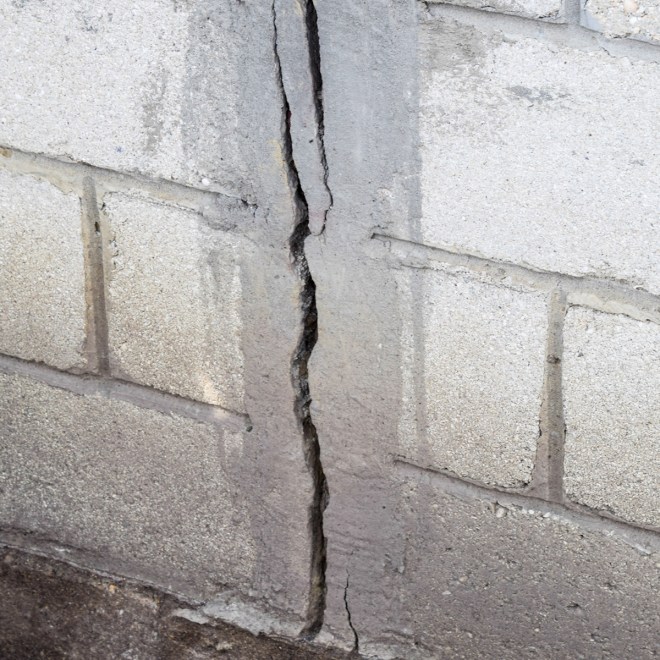 6 Signs of Structural Damage You Should Never Ignore