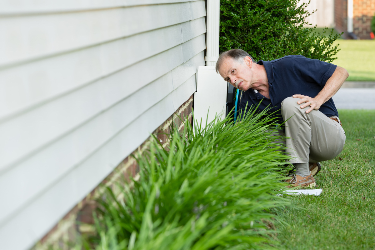 inspecting foundation for structural damage