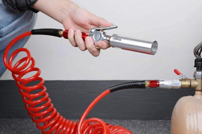 Best retractable water hose reel  100' hose reel ASSH690D - SUPERREEL