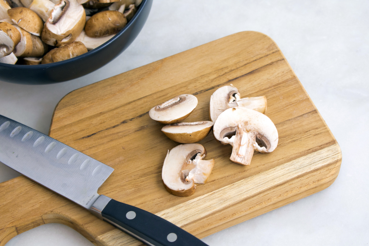 how to dry mushrooms