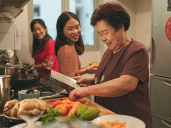 13 Truths About Multigenerational Living No One Talks About