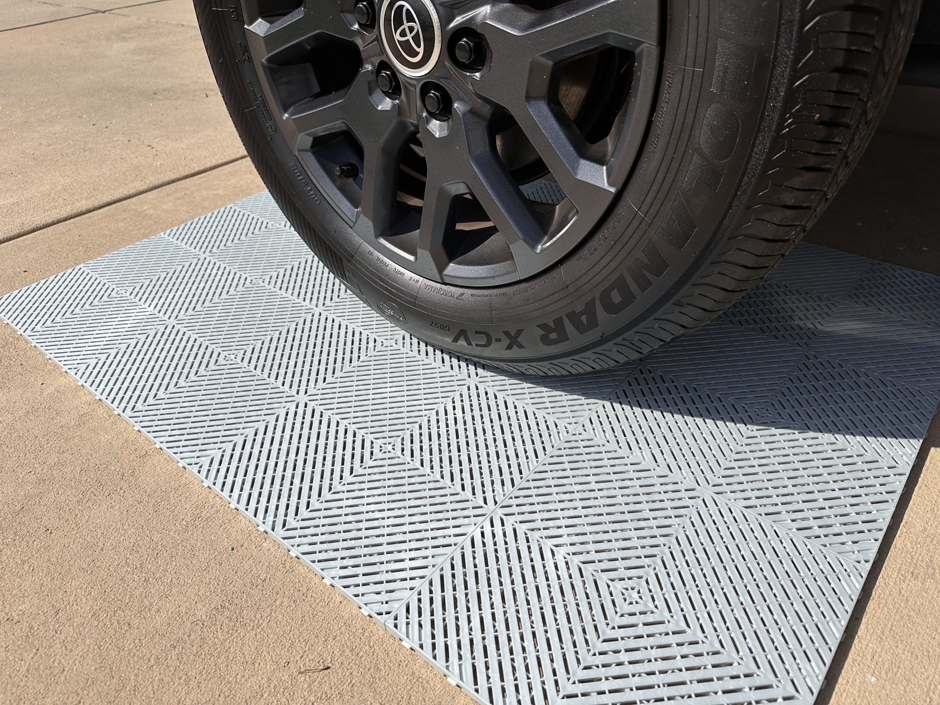 The Best Garage Floor Tiles In A Garage