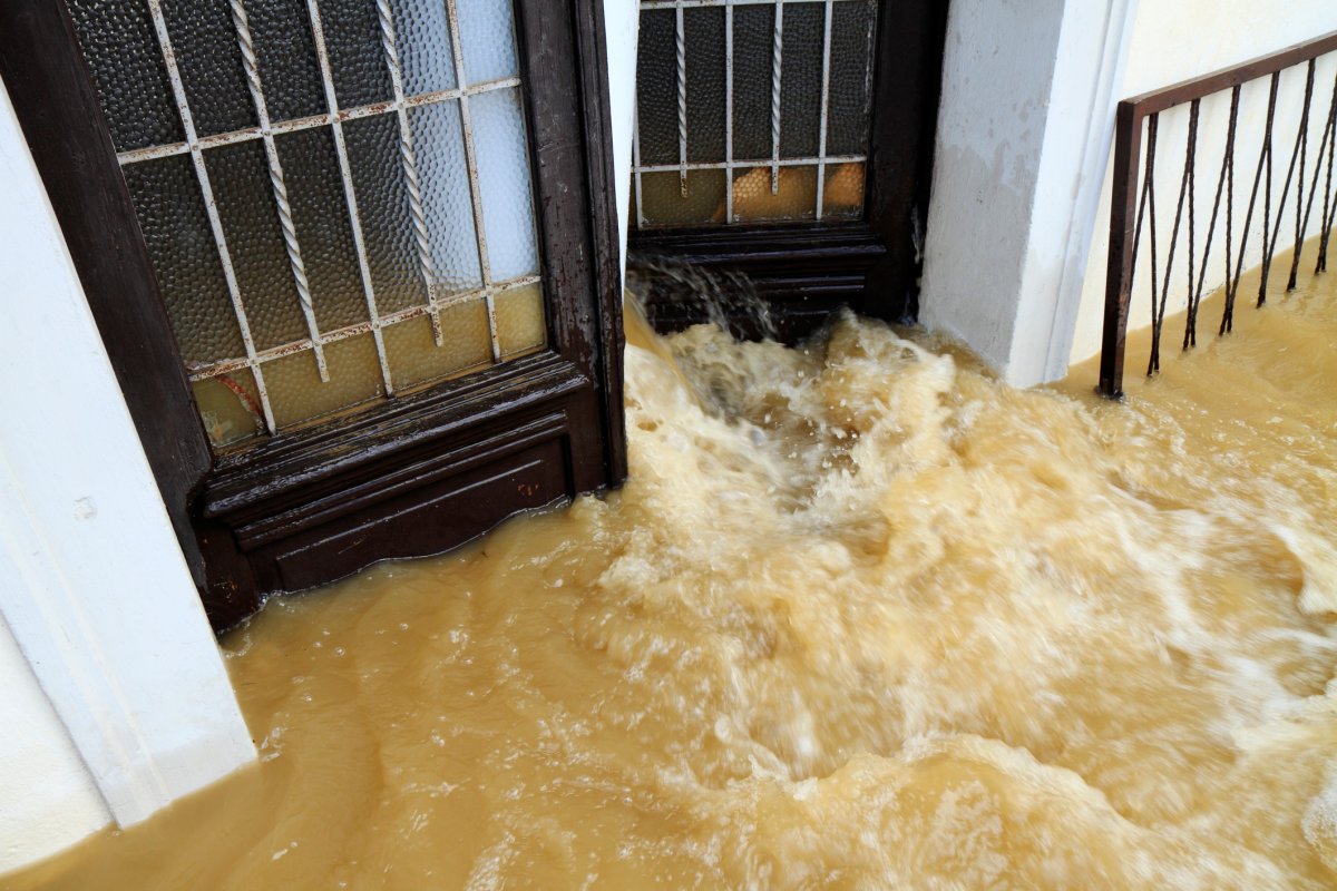 clean flooded house