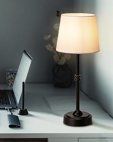 Obright cordless lamp on a desk