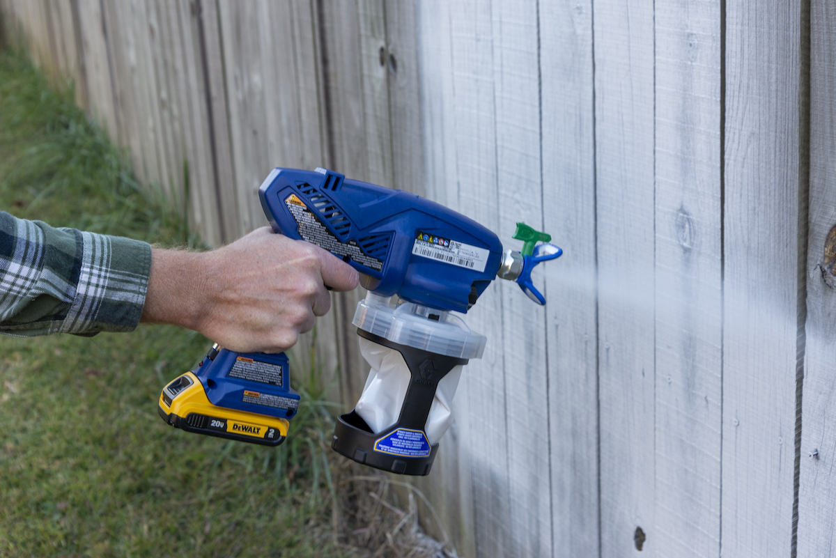 how to use a paint sprayer