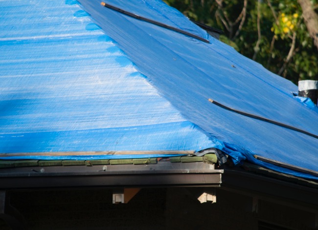 how to tarp a roof