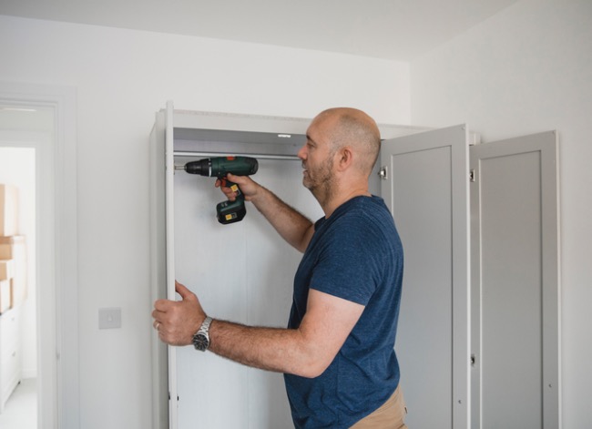 how to build a closet