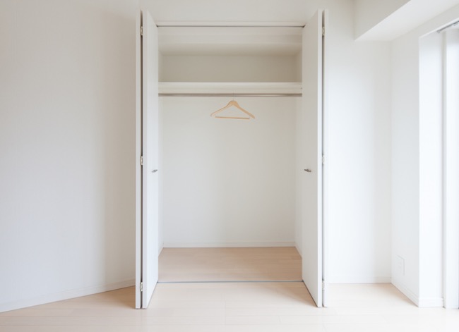 how to build a closet