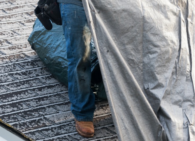 how to tarp roof