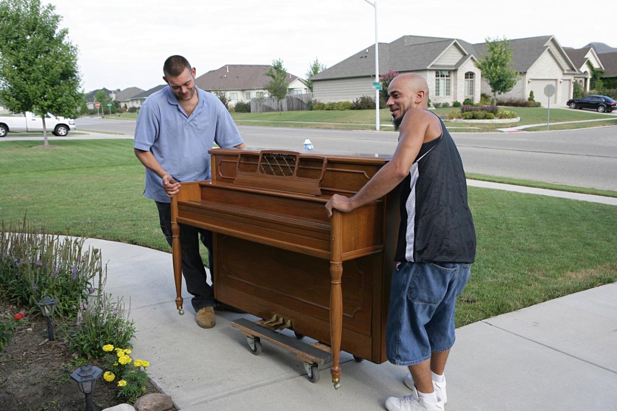 How To Move a Piano Safely (DIYer's Guide) - Bob Vila