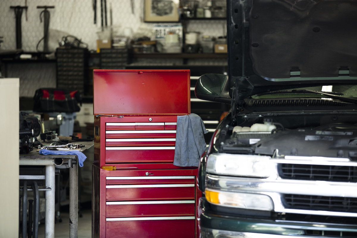 diy mechanics garage