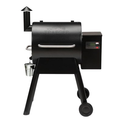 The Traeger Pro 575 Wi-Fi Pellet Grill and Smoker on a white background.