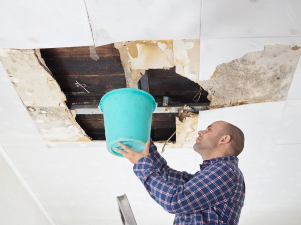 Does Homeowners Insurance Cover Roof Leaks?