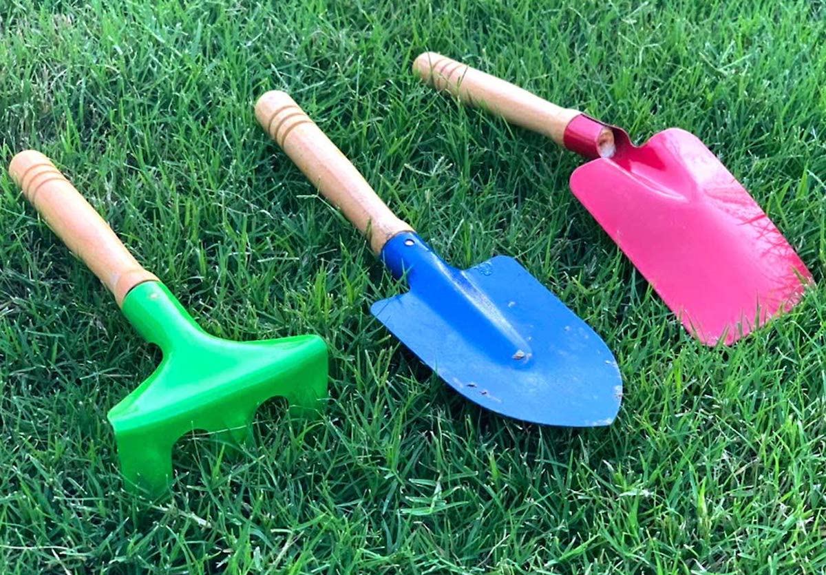 kids gardening tools