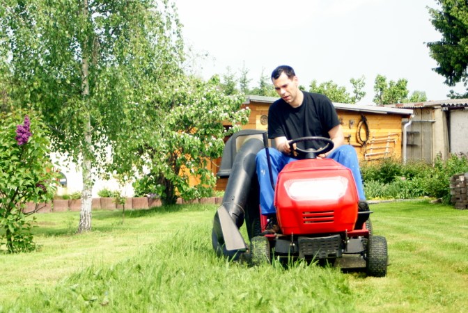 The Best Reel Mowers for 2024, Tested and Reviewed - Bob Vila