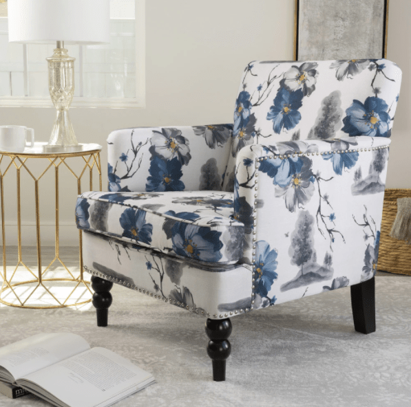 Armchairs and accent chairs