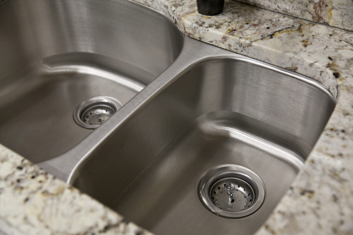 undermount vs drop in sink