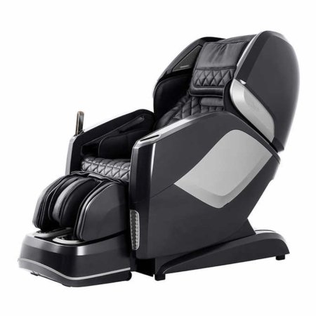  Osaki OS-4D Pro Maestro Massage Chair on a white background