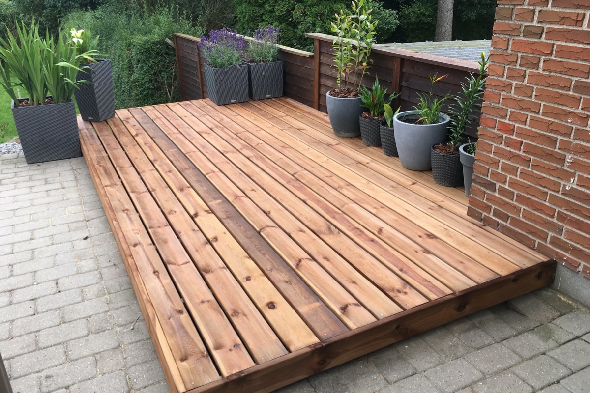 floating deck ideas