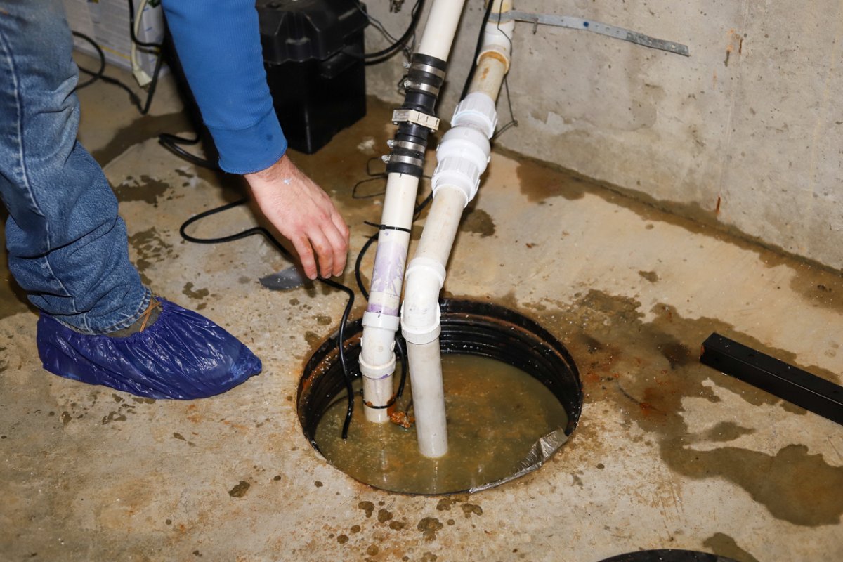 Who Installs Sump Pumps