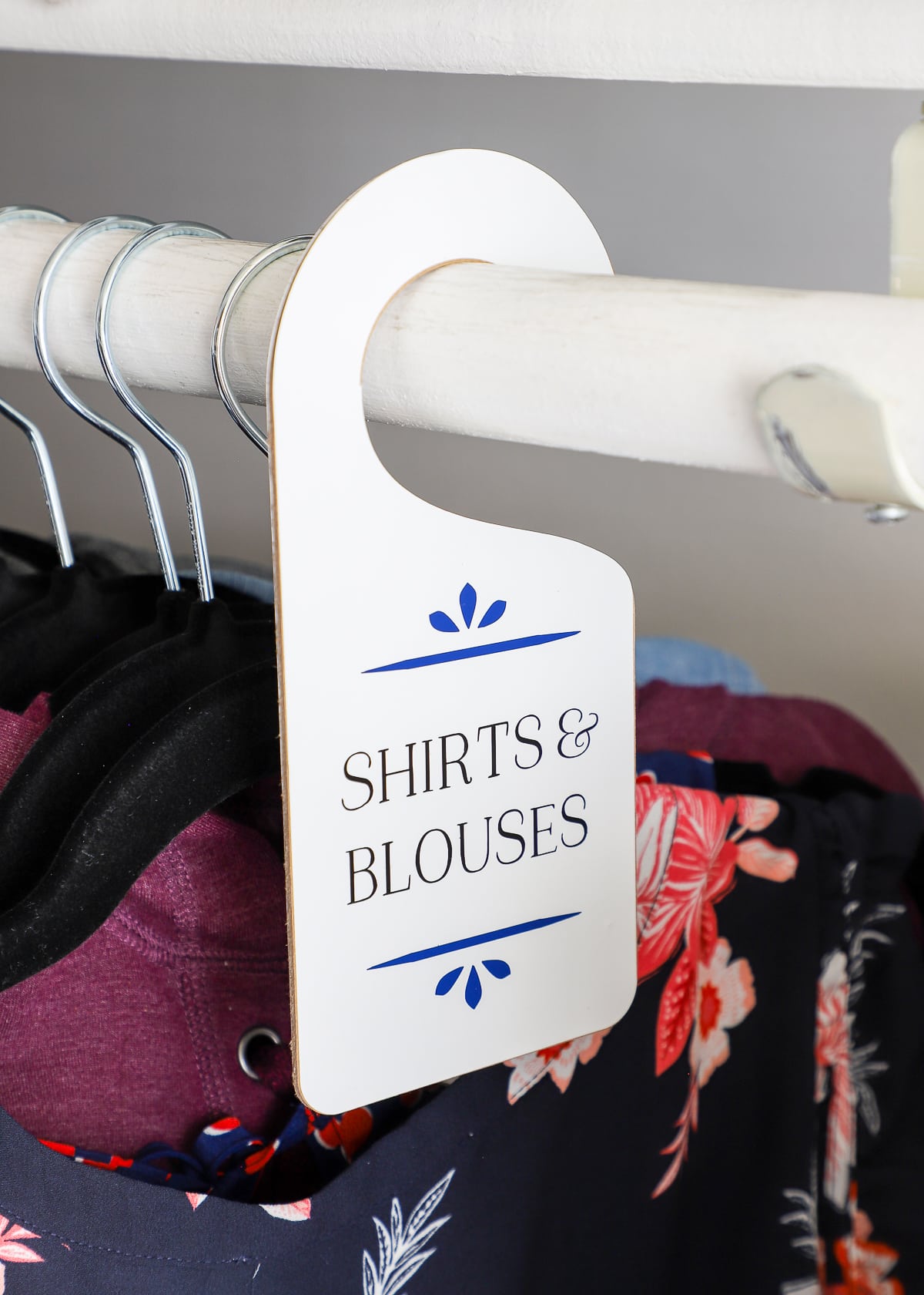 what does a cricut do closet label