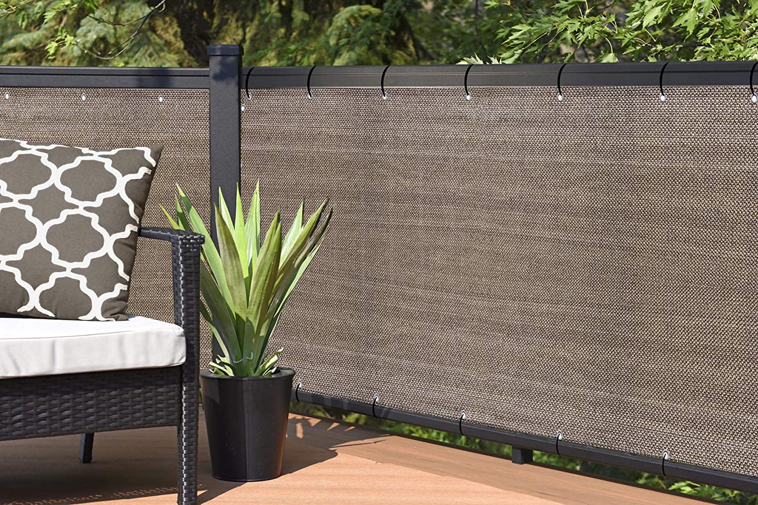 backyard hot tub privacy ideas screen