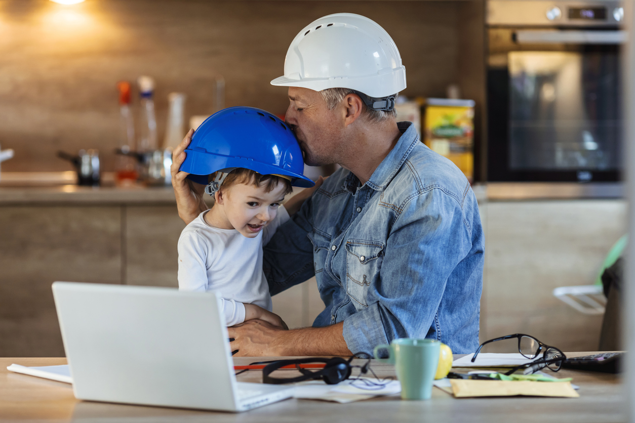 Kids Shop Classes father and son at laptop