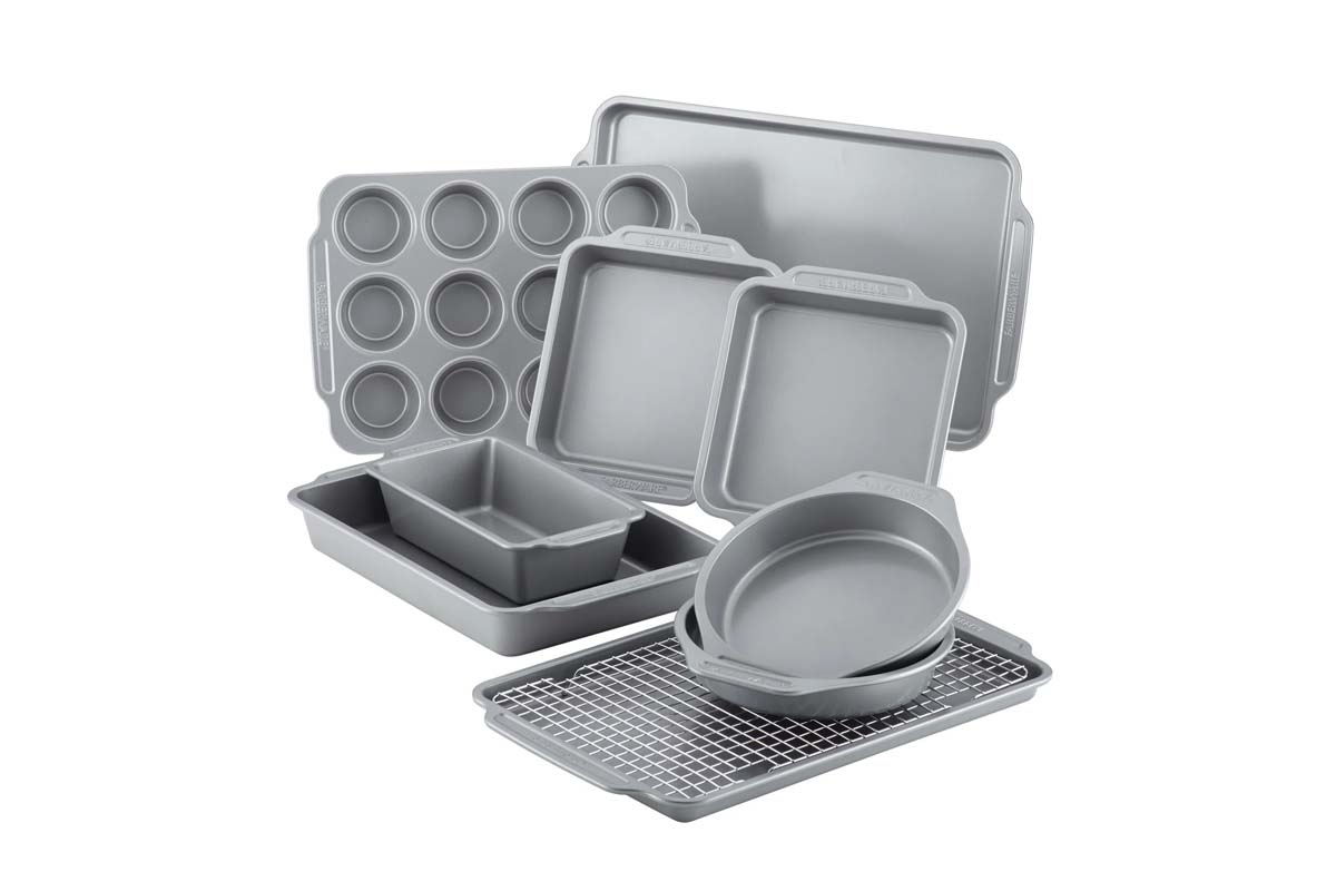 The Best Early Black Friday Deals Option Farberware Nonstick Bakeware Set