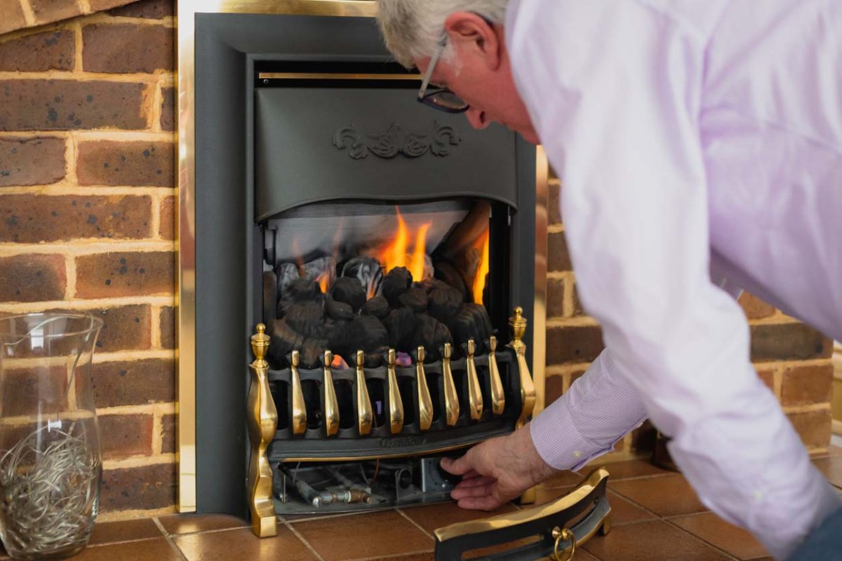 Who Repairs Gas Fireplaces