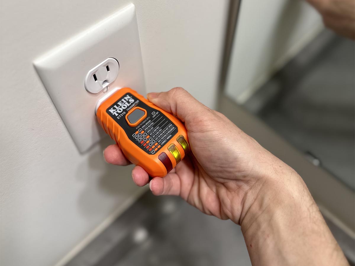 The Klein ET310 Circuit-Breaker Finder Review