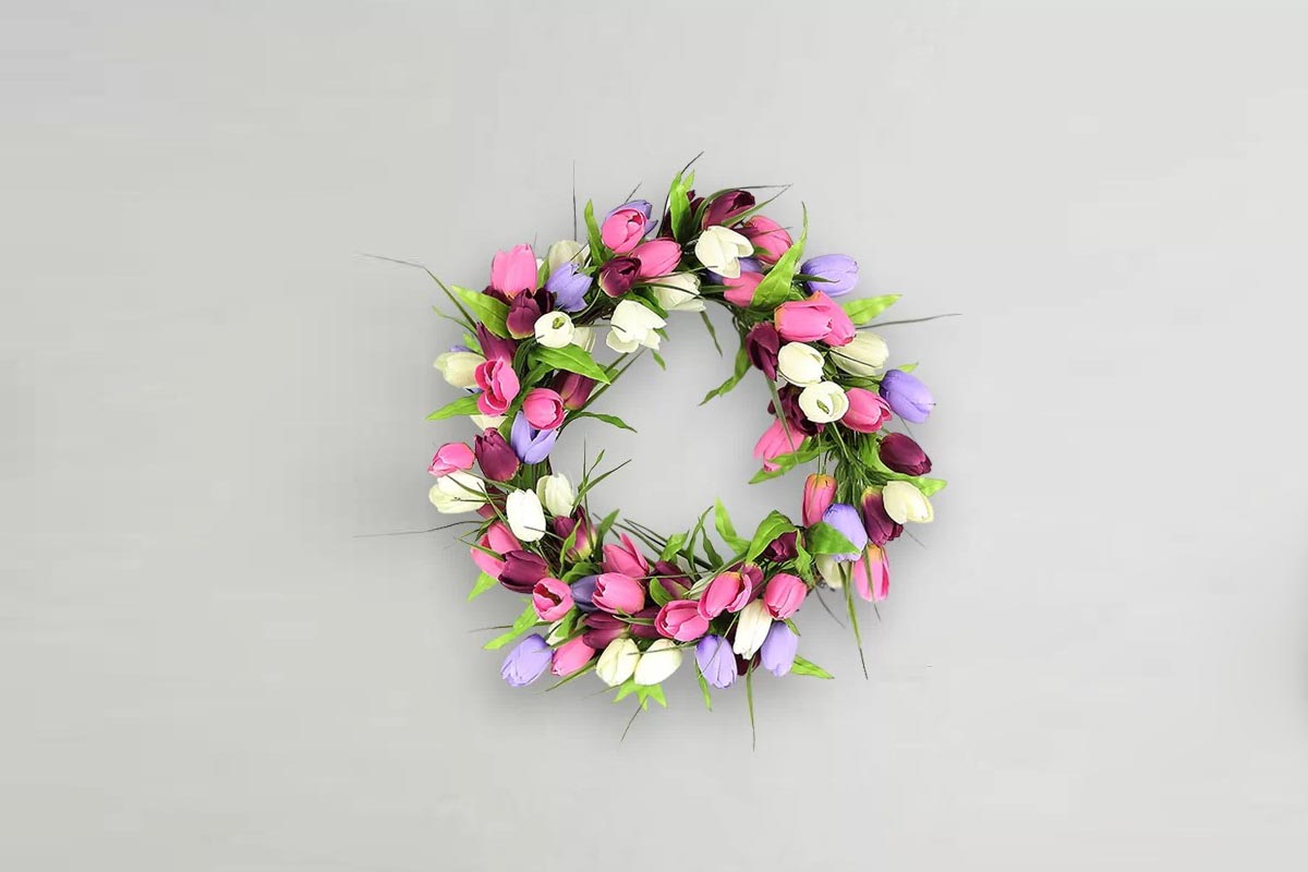 Best Front-Door Wreath Option Tulip Wreath