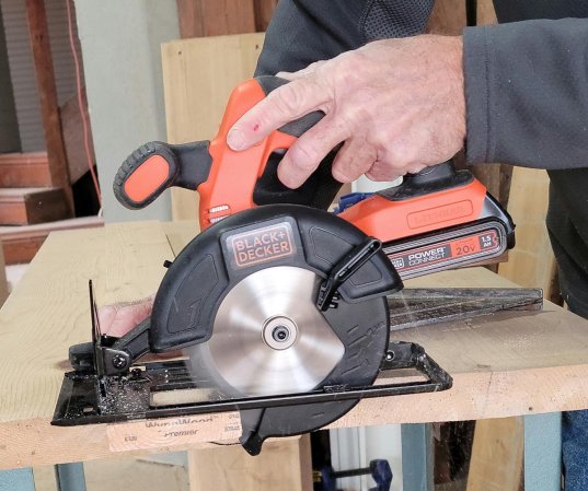 Black+Decker compact circular saw review