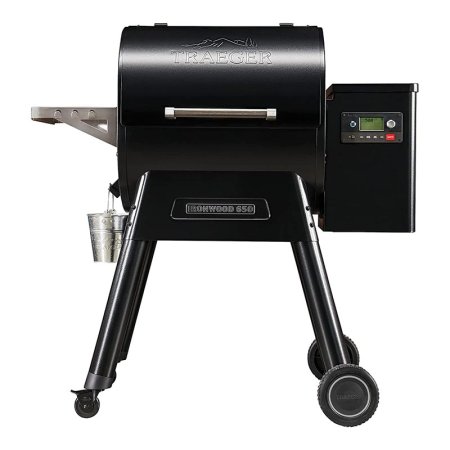  The Traeger Ironwood 650 Wi-Fi Pellet Grill on a white background.