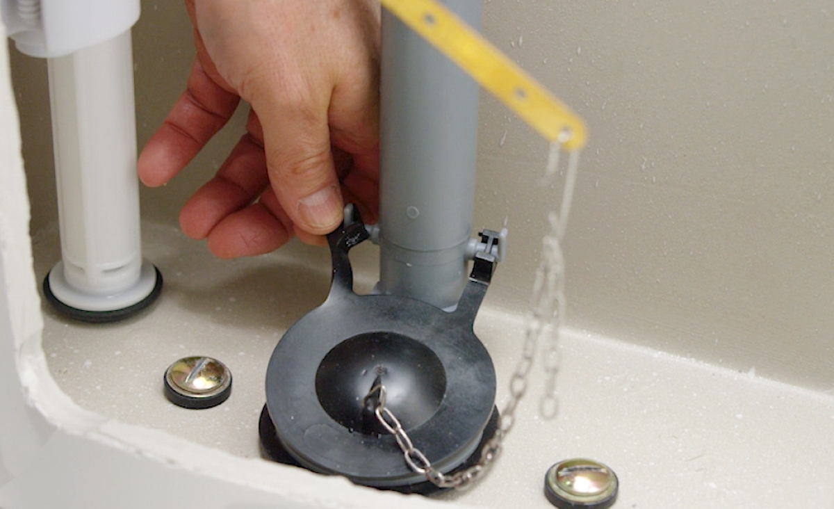 How to Replace a Toilet Flapper