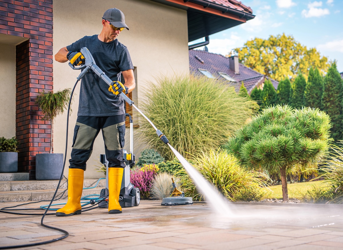 14 Things You Should Never Clean With a Pressure Washer