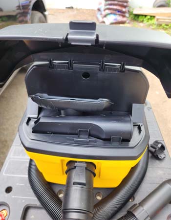 Close up of DeWalt Wet Dry Vac accessories