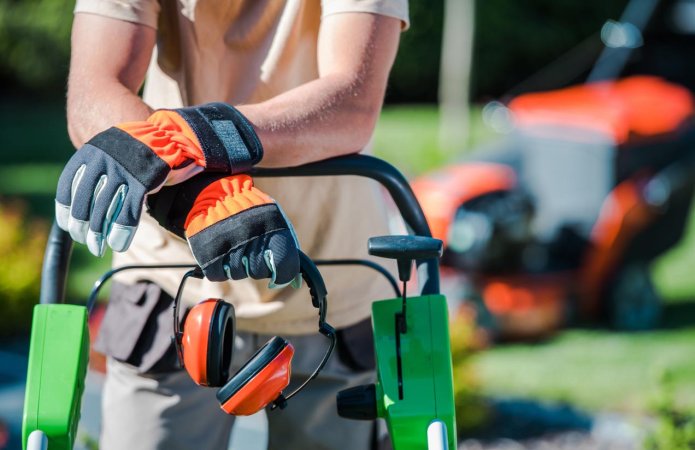 Lawn Care Business Start-Up Cost