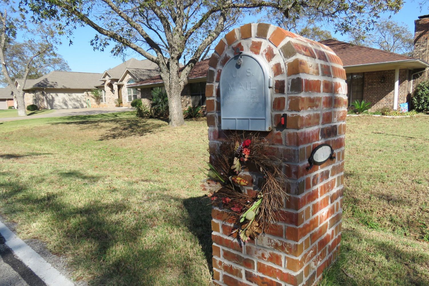 Brick Mailbox Cost