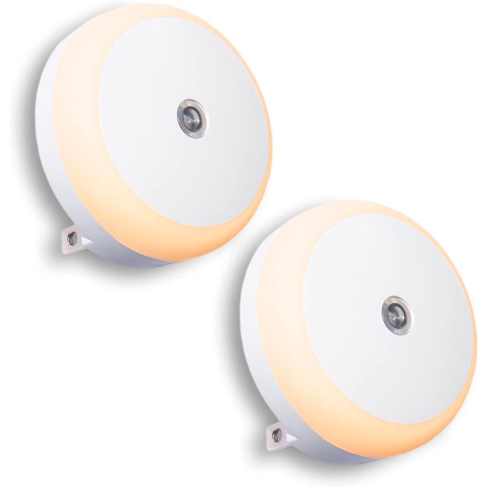 The Best Bathroom Light Fixtures: SerieCozy LED Night Light Plug in Nightlight
