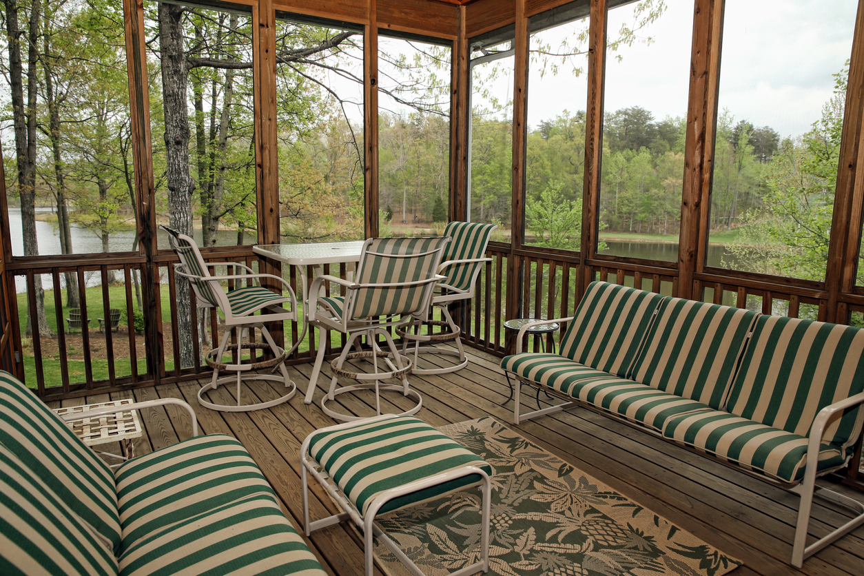 screened in porch