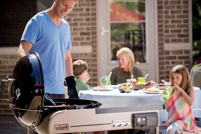 The Best Portable Charcoal Grills Option