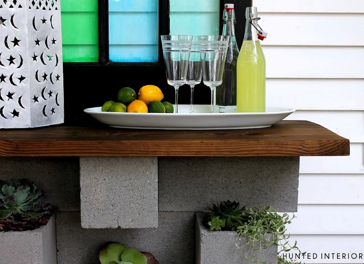 DIY cinderblock bar and planter.