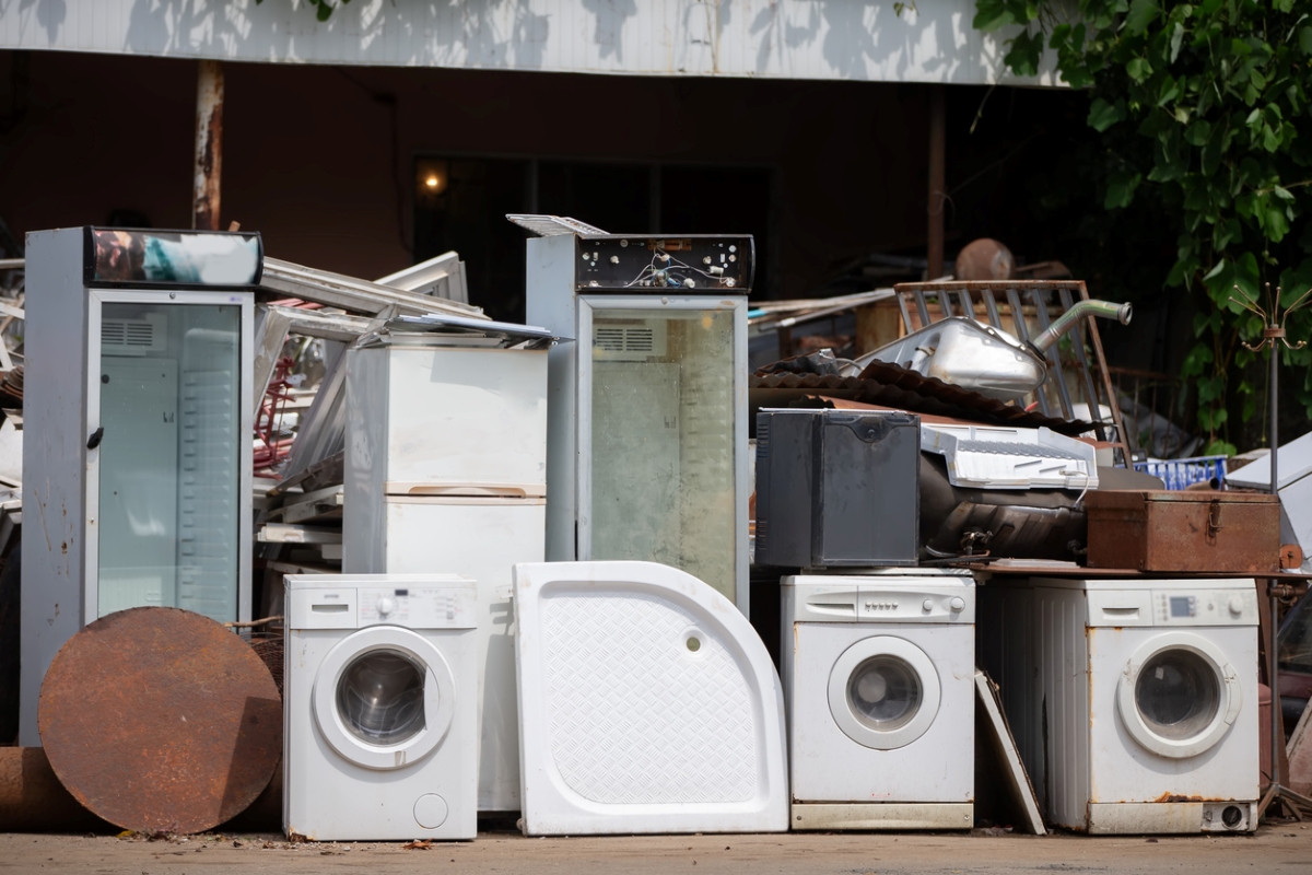 Older appliances outside.