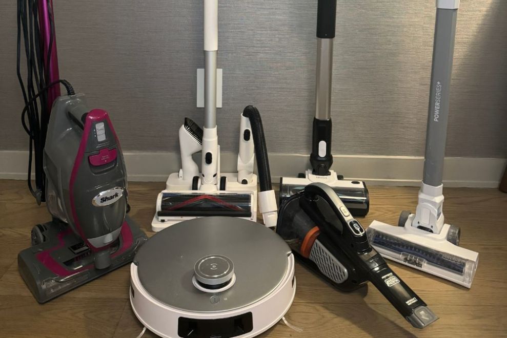 Testing the Best Vacuums to Keep Your Apartment Tidy