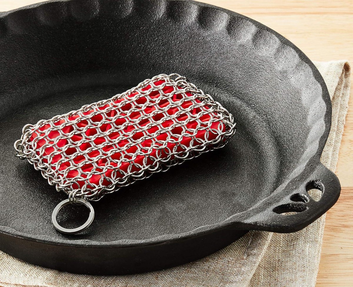 Accessories You Need for Your Cast-Iron Skillet Option Chainmail Scrubbing Pad
