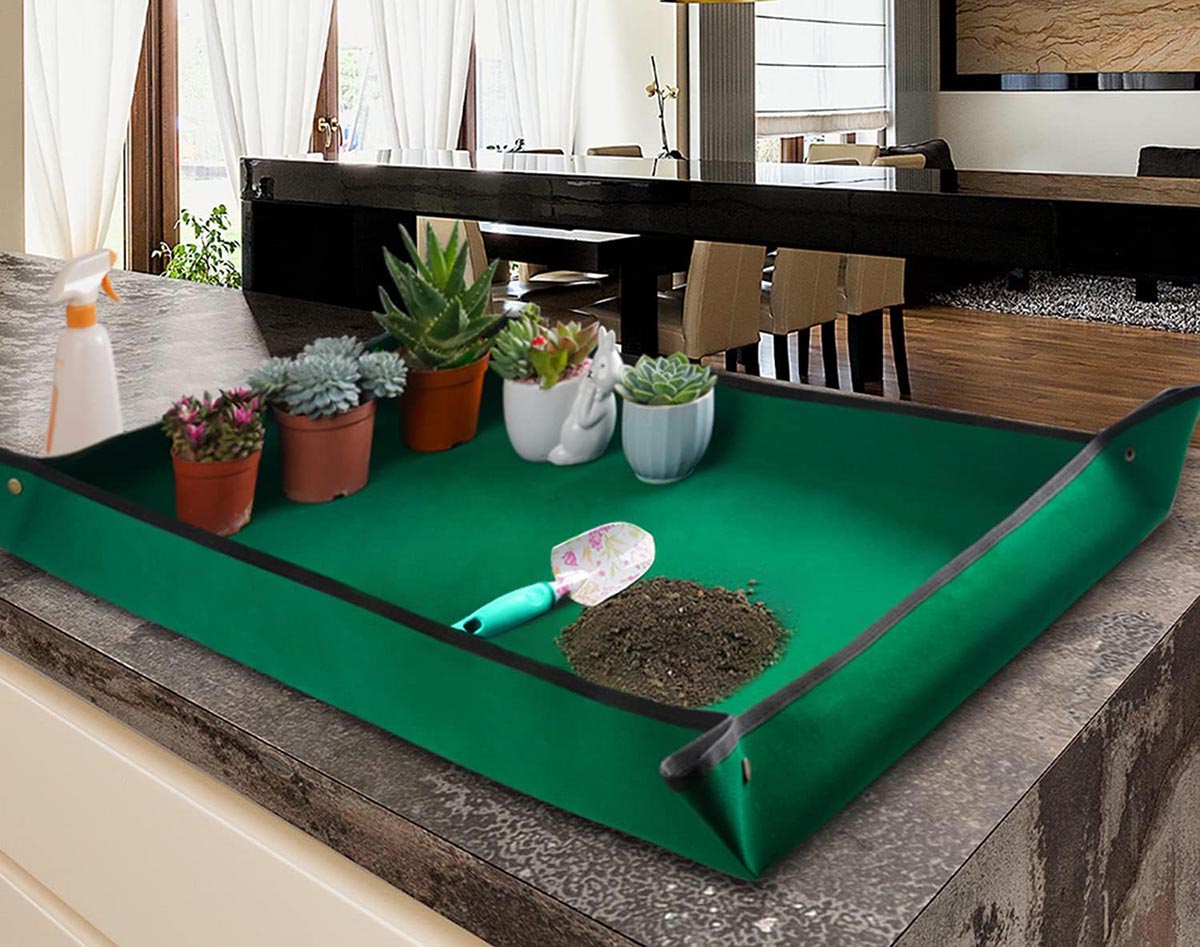 Gifts for People Who Wish They Had a Green Thumb Option Extra-Large Repotting Mat