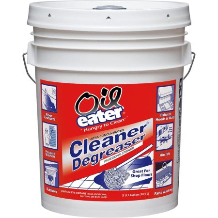  A 5-gallon bucket of Oil Eater Original Formula Cleaner & Degreaser on a white background.