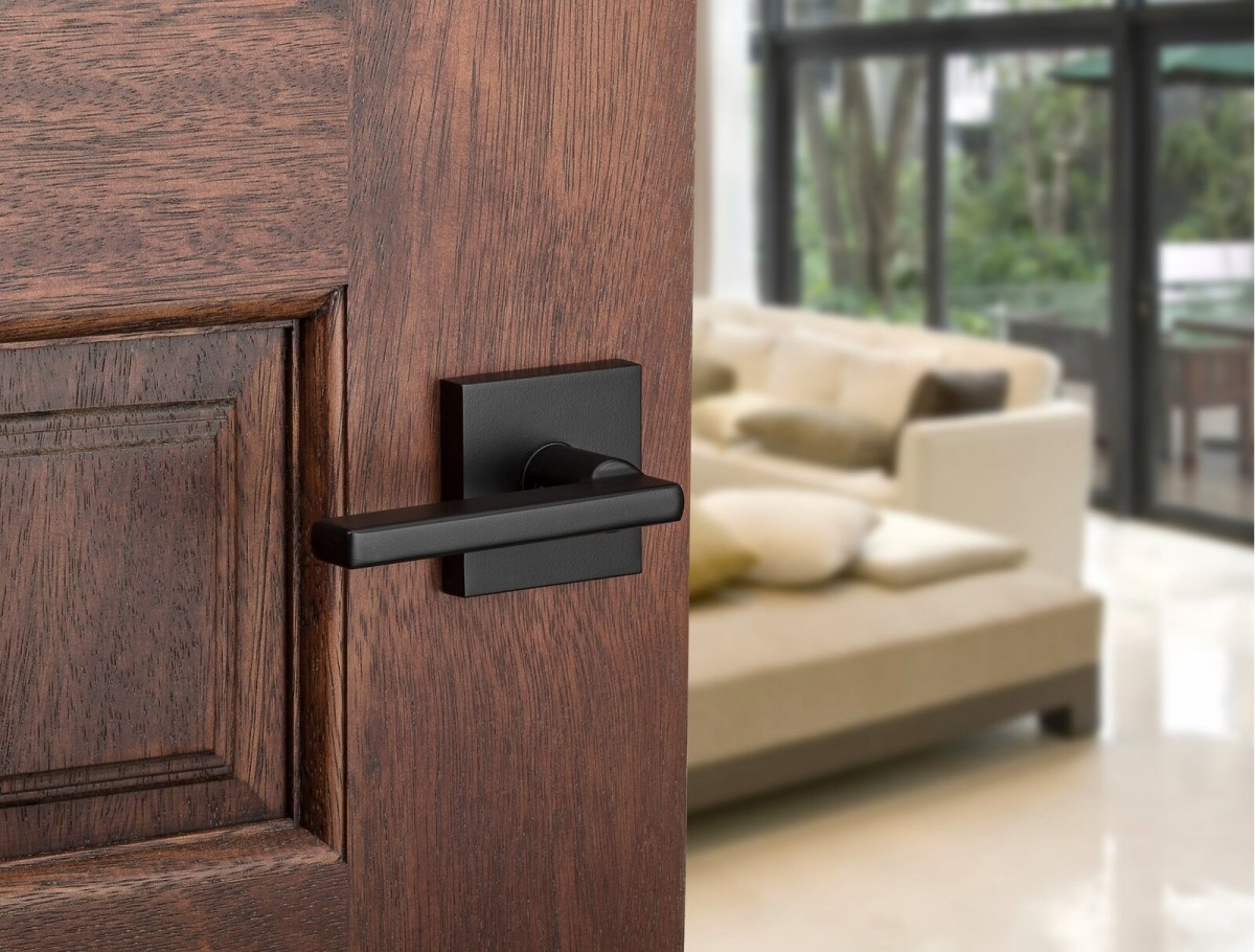 Ways to Give Your Home a Face-Lift Refresh Your Door Handles